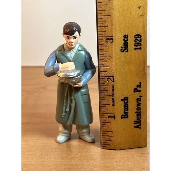 McDonalds Happy Meal Toy 2005 The Chronicles Of Narnia Edmund Blue Robe 3.5” - Picture 7 of 8